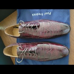 Paul Fredrick Mens Dress Shoes
made in Italy
Size 9.5
never worn
Retail $250